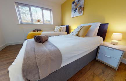 SRK Serviced Accommodation, 2 Bedroom Private Apartment, Business, Leisure, Contractors - Foto 17