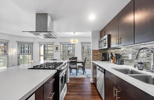 Modern Luxury 2 Bed with Panoramic City Views in Downtown LA - Foto 1