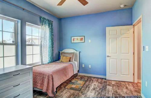 Coastal Chill Spot - Cozy 2BR Villa By The Beach - Foto 15