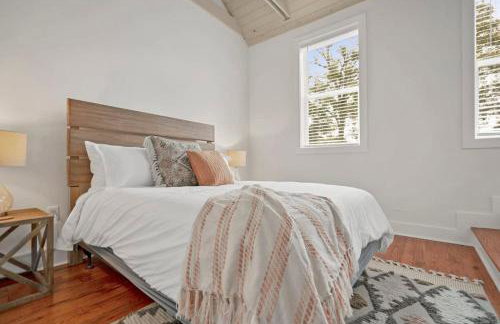 Remodeled Historic 1800s Carriage House, The Castle Garden, Colonial Modern Mansion - Foto 25