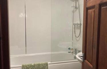 Free Parking, Near Airport, Aberdeen Uni and ARI - Foto 15