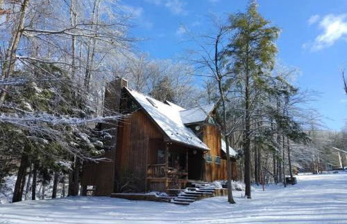 Rippling Waters close to Timberline ski slopes - Photo 1