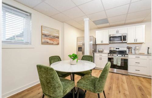 Queens Quarters at Ardmore A Historic 6BR Estate - Photo 7