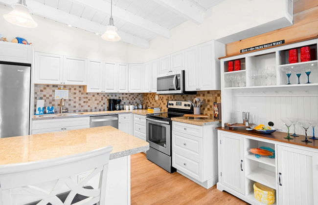 Seabreeze Cove Waterfront Gem 38 Foot Dock Cabana Club - Foto 48