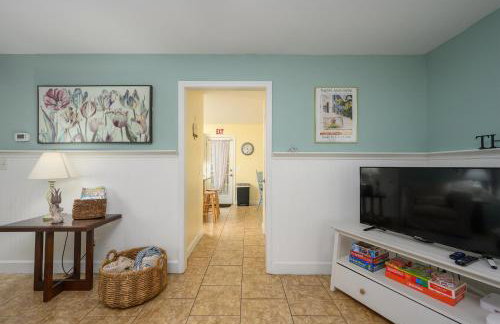 Charming Port Royal Duplex – Walk to Shops, Dining & Sands Beach - Foto 12