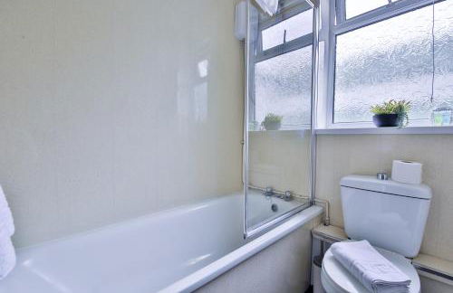 Modern 2BR Flat in Swansea Near City Centre - Foto 3