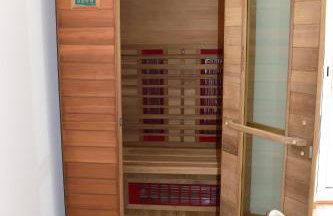 50m2, 4 personnes , jacuzzi et sauna privatif - Photo 34