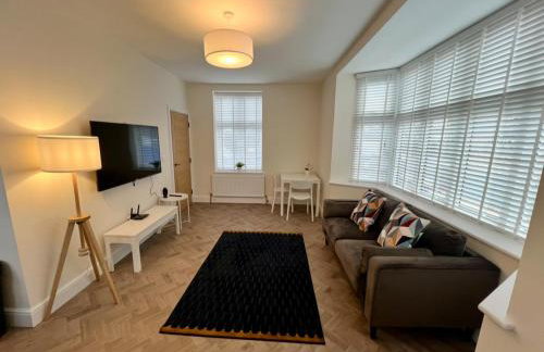 1 The Royal Serviced Apartments, Harwich SuperKing Bed, Parking, Fast WiFi - Foto 3