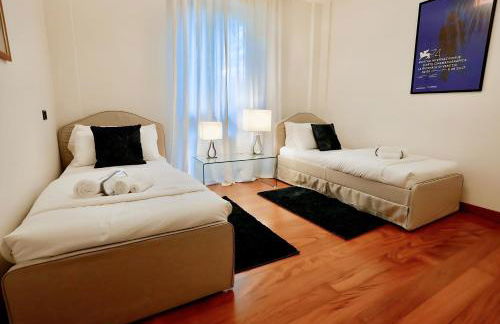 Welc-ōM Ivrea Padova Free Parking - Photo 11