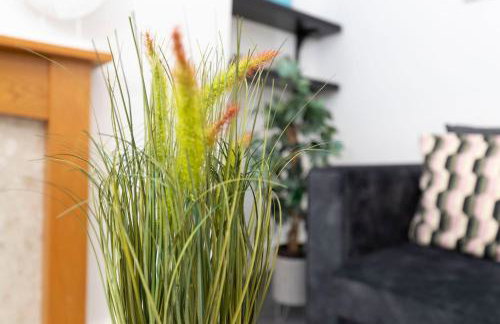 Charming and comfortable property by Our Home Short Stays very spacious with super fast WiFi close to the Metro Centre and Newcastle City Centre - Foto 20