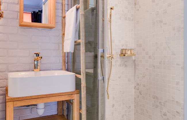 The Blue Elysée - Photo 26