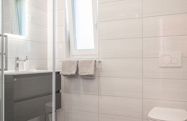 Apartments and Rooms Bama - Photo 18