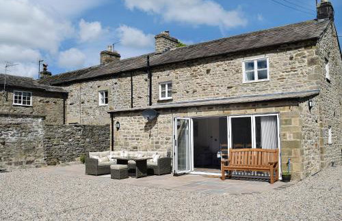 Peartree Cottage & Granary - Photo 17