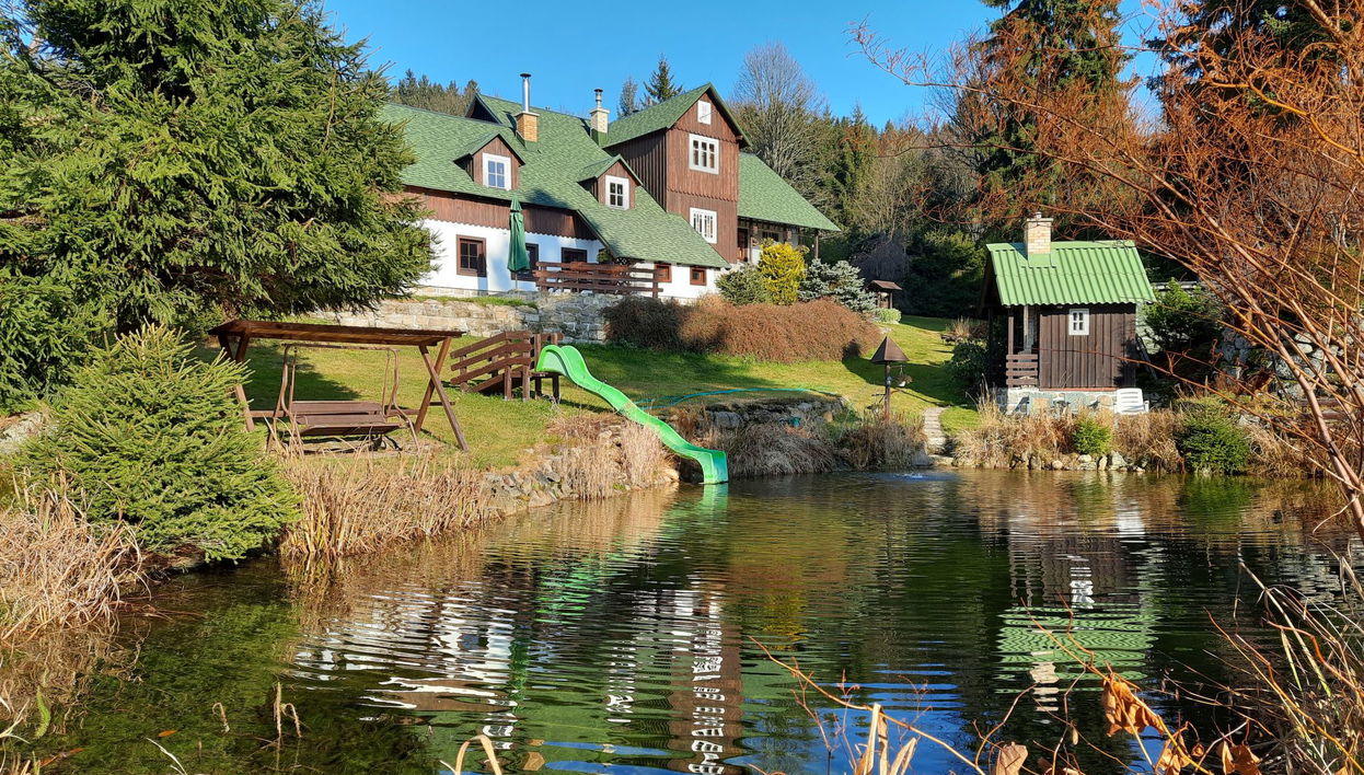 U Jezírek - Foto 1, House