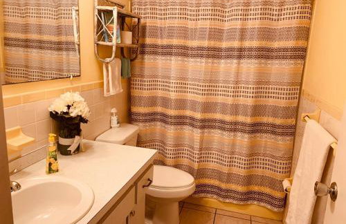 Private Tropical Waterfront Sanctuary w pool, hot tub & an island! Pet Friendly - Foto 70