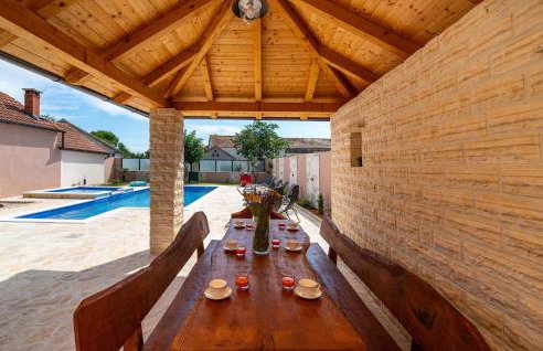 Beautiful Home In Benkovac With Sauna - Foto 2