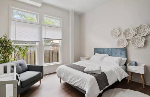 Historic Charming 2Story 10BR House - Sleep 20 - Foto 8