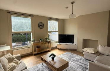 Stokey Skyline Retreat With Balcony - Foto 1