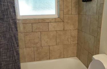 Charming 1BR Efficiency Apt Near TTU & Downtown - Foto 14