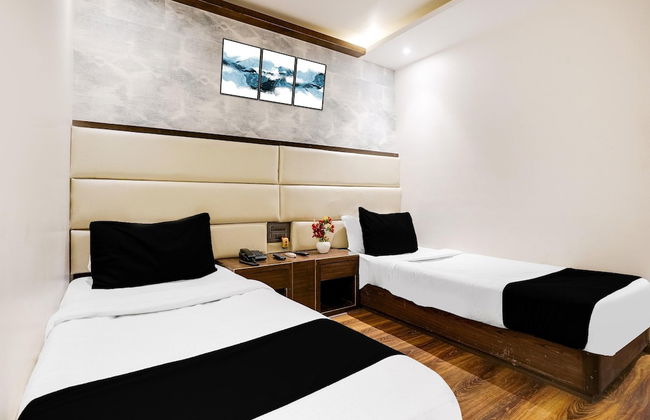 Cozy Stays Andheri Near Western Express Highway - Photo 8