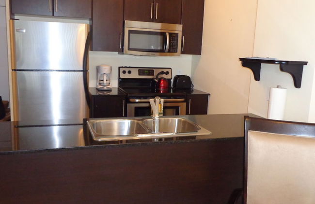 Regal Suites - Riverfront - Photo 8