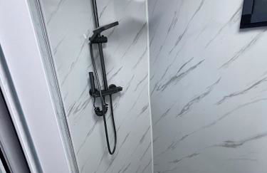 Glamping Pod with Hot Tub in Orchard - Foto 21