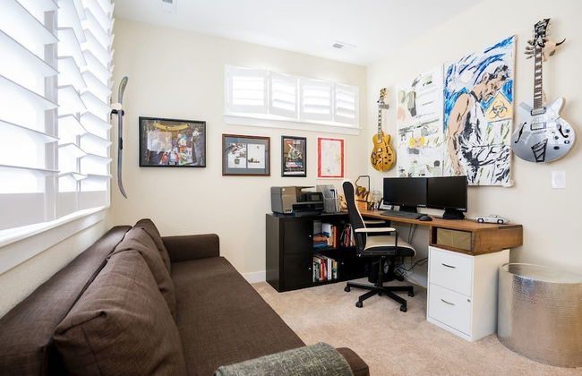 The Ladley Luxury Lifestyle Walk to Mile High - Foto 11