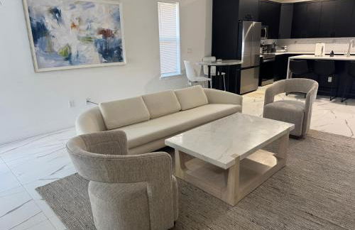 Palm Luxe Residence - Photo 4