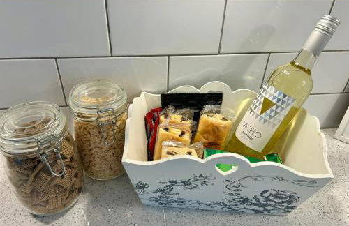 Beach from the Balcony, ensuite and private parking - Photo 17