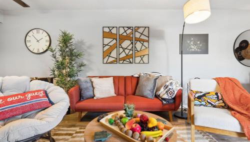 AT and T is steps away 2BD unit - Foto 4