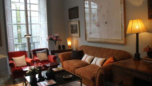 Elegant 2 Bedroom Apartment in Historic 1882 Building Central Sevilla Private Parking & Country Club Access - Foto 5