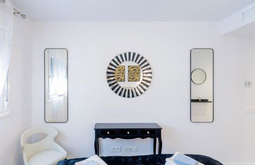 Marbella luxury brand new 2-bedroom apartment, 3 min walk to the beach! - Photo 16