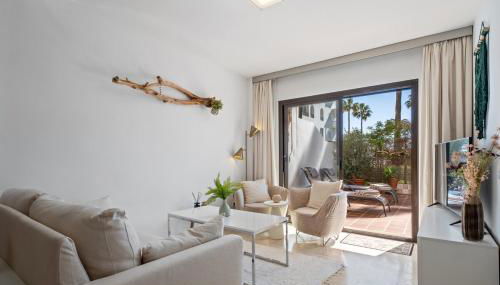 Driftwood Escape - Puerto de la Duquesa - Foto 4