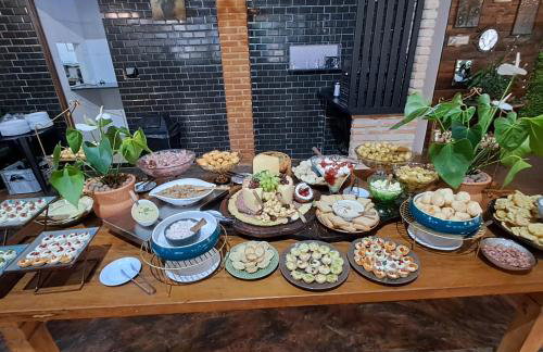 Pousada e Restaurante Victórios - Photo 37