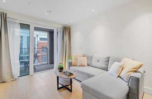 Cosy Manhattan Studio with Balcony - Foto 1