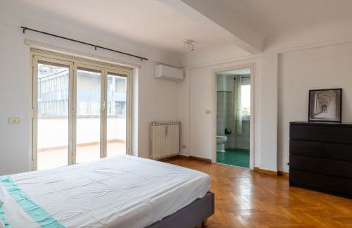 Elegant Penthouse with Terrace - Foto 23