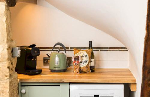 Wold House 18th century Cottage Barn - Pass the Keys - Photo 27