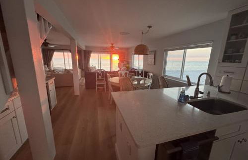 Sunset Beach Cottage North - Foto 1