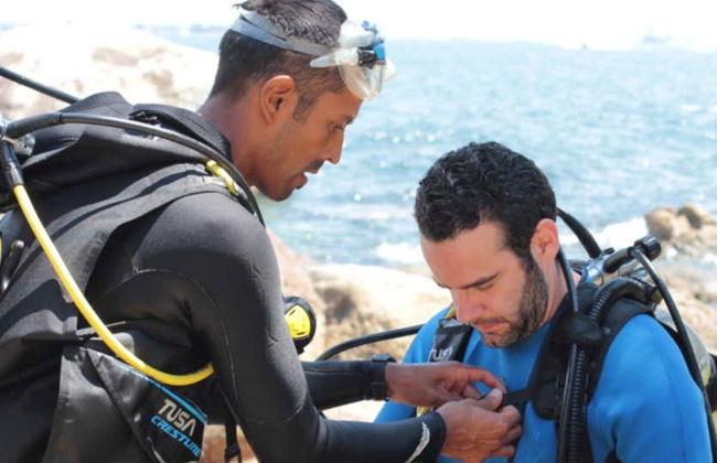 Snorkeling Class in Ilhabela - Photo 1