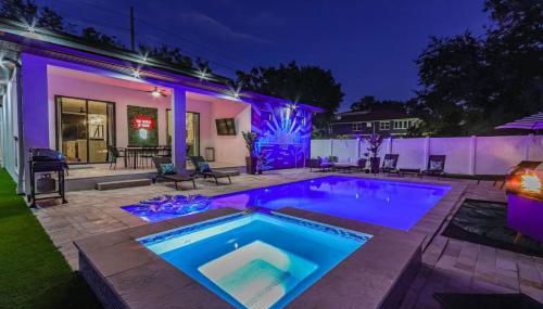 5BR Serenity Tampa Pool and Hot tub - Foto 1