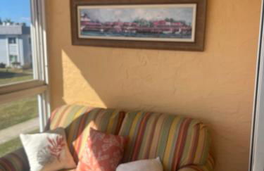 Gorgeous 2 Bedroom Waterfront Condo - Foto 4