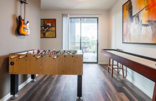 The Treehouse Spacious & Fun 2BR Retreat in the Heart of the Domain - Foto 12