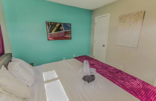 Reno Retreat 3 King Beds by Casinos and University - Foto 6