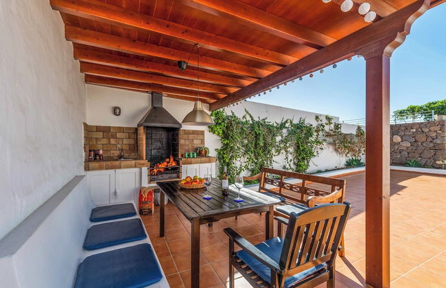 Puerta de Hierro - Photo 5