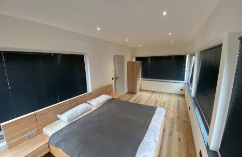 Wunderschöne 2,5 - Zimmer- Ferienwohnung mit Terrasse und Fernblick im Vordertaunus - Foto 10