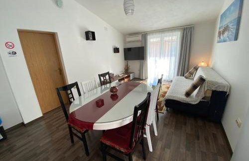 Ana Marija - Foto 38