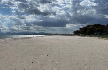 Villa con piscina e giardino a due passi dal mare. - Foto 26