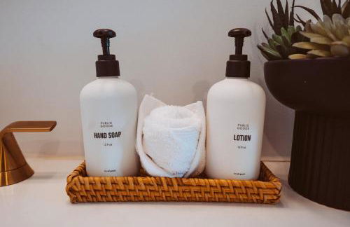 Romantic Desert Escape - Stargazing Dome, Hot Tub, Fire Pit, Hammocks, Cowboy Pool - Foto 52