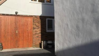 Studio above Worlds End microbrewery and behind the Crown Inn Pewsey - Foto 5