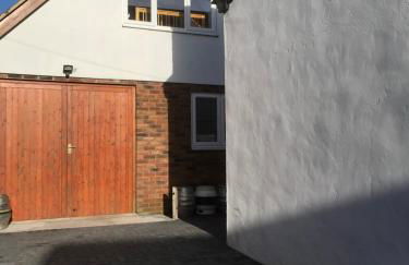 Studio above Worlds End microbrewery and behind the Crown Inn Pewsey - Foto 5